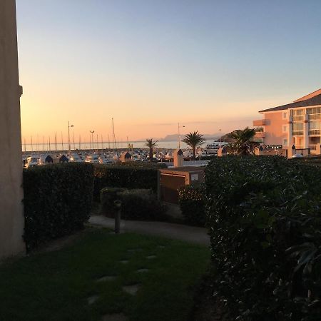 Vue Sur La Mer, Plage A 50M Сикс-Фор-ле-Плаж Екстериор снимка